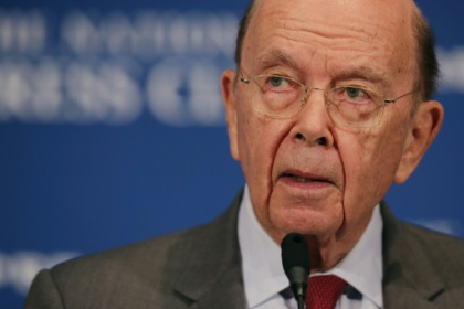 Trump administration weighs slapping tariffs on auto imports.jpg