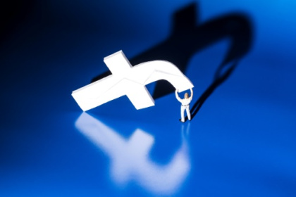 Facebook launches AI video-calling device 'Portal'.jpg