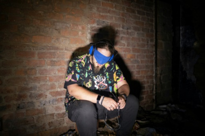 S.Africa's ghost hunters look for clues in hollow rooms.jpg