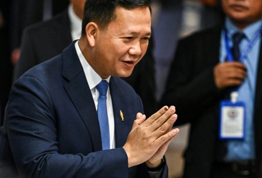Cambodian lawmakers elect Hun Sen's son as next leader