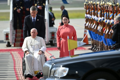 Pope arrives in Mongolia to back tiny Catholic presence on China's doorstep.jpg Pope arrives in Mongolia to back tiny Catholic presence on China's doorstep.jpg