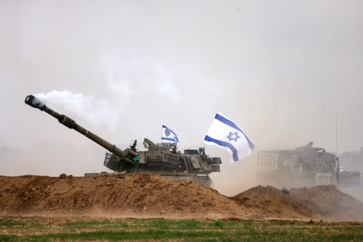 Israel bombs south Gaza after Hamas hostage threat