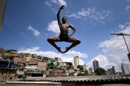 Brazil favela ballet dancer gets his American dream.jpg Brazil favela ballet dancer gets his American dream.jpg