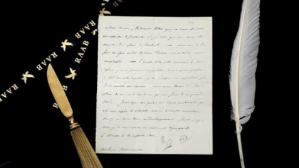 Napoleon letters from Russian campaign on sale as hat bags record.jpg Napoleon letters from Russian campaign on sale as hat bags record.jpg