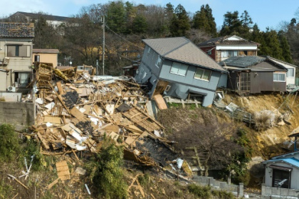Race against time after deadly Japan quake.jpg Race against time after deadly Japan quake.jpg