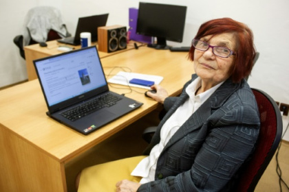 Senior Czechs refine Wikipedia as retirement hobby.jpg Senior Czechs refine Wikipedia as retirement hobby.jpg