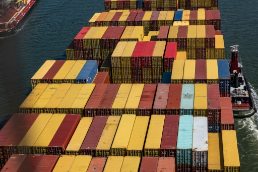 US port officials gird for strike despite last-minute bargaining