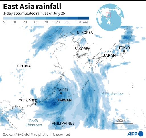Typhoon Gaemi displaces nearly 300,000 in eastern China