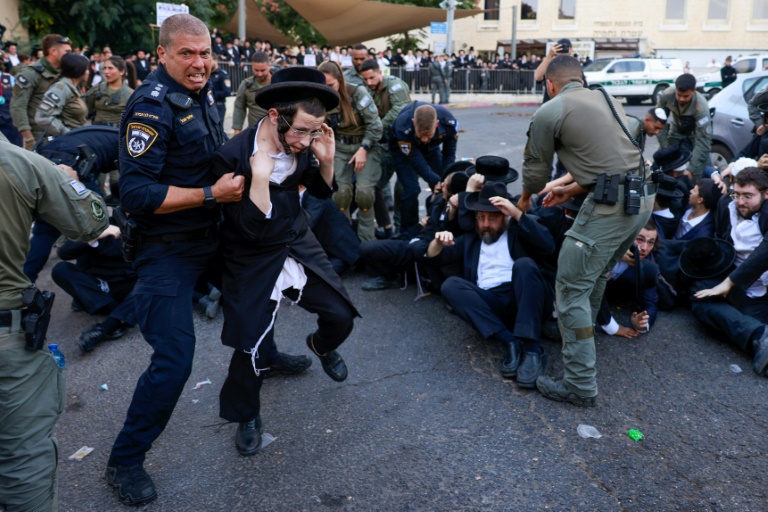 Israeli women mobilise against ultra-Orthodox military exemptions