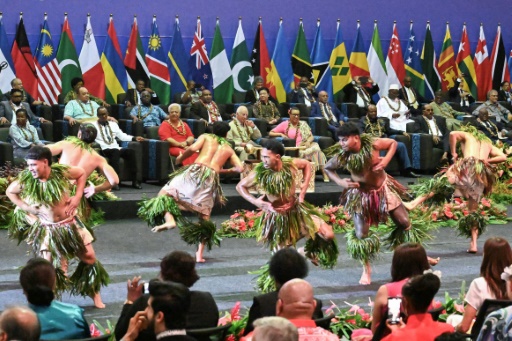 Commonwealth struggles to overcome splits over brutal past