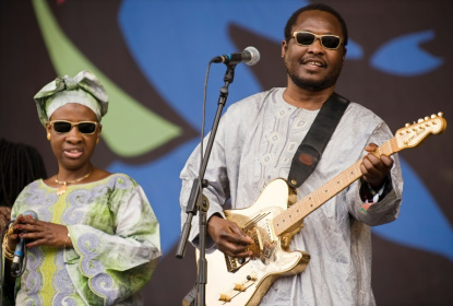 Together with his wife Mariam, Amadou's music took him to the Pyramid Stage at Glastonbury