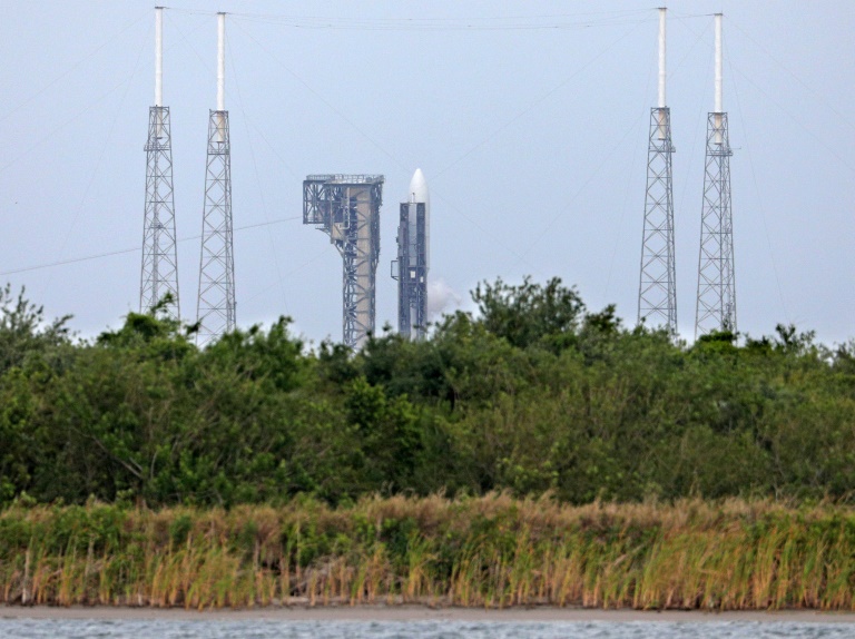 Amazon launches first Starlink-rival internet satellites