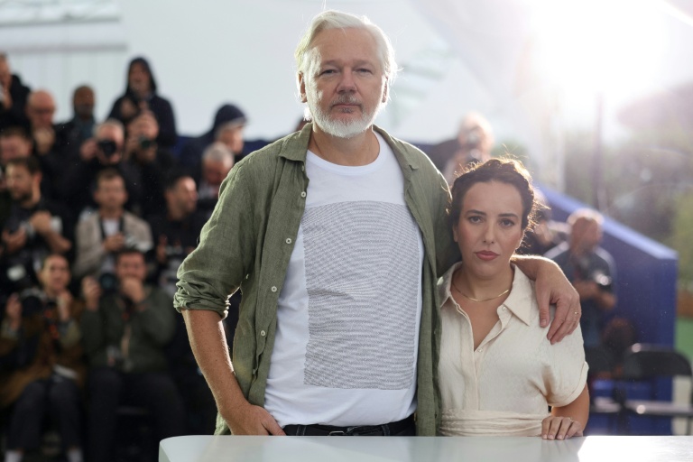 'Recovered' Assange promotes Cannes documentary
