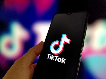 AFP__20250926__i1758891764687__v1__MidRes__IllustrationTiktok.jpg