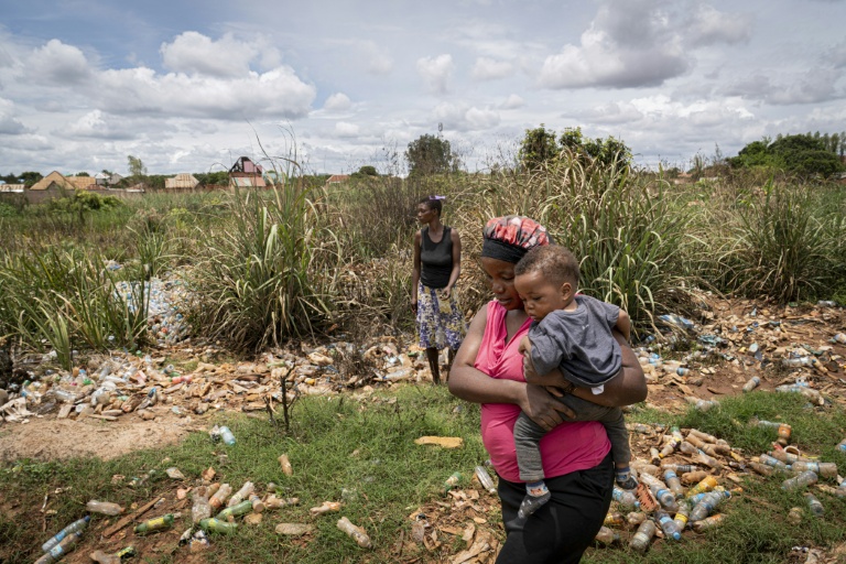 Unchecked mining waste taints DR Congo communities