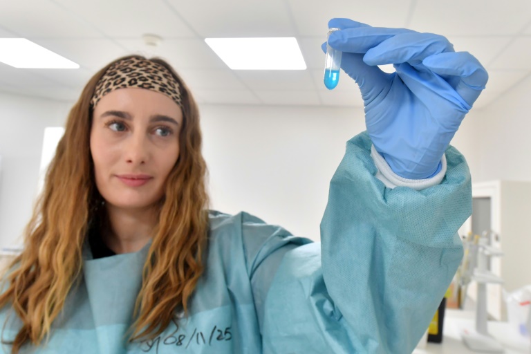 French scientists probe mRNA's potential to fight cancer