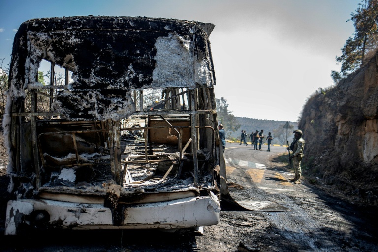 Mexico deploys 10,000 troops to end violence over drug lord's death