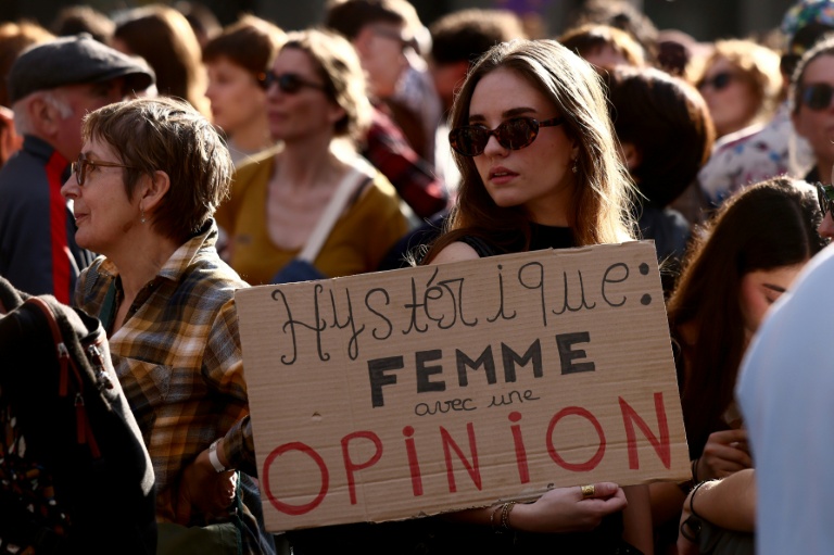 Thousands march for women's rights and against Mideast war