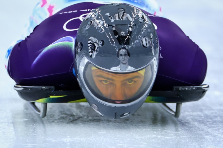 Shiffrin flops at Winter Olympics as helmet row grows