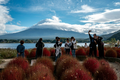 The number of tourists to Japan hit a new record in 2025 - Philip FONG (AFP)