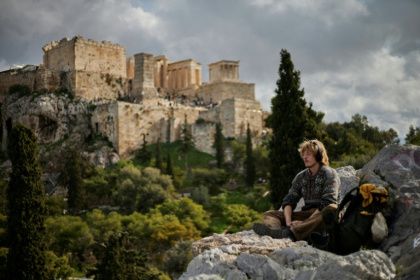 The Greek government wants its new ticket portal to cut queues at major draws including the Acropolis - Aggelos NAKKAS (AFP)