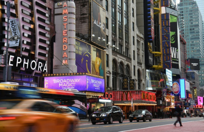 Affordability issues are increasingly driving creatives in New York to bid farewell to one of the world's cultural capitals - Angela Weiss (AFP)